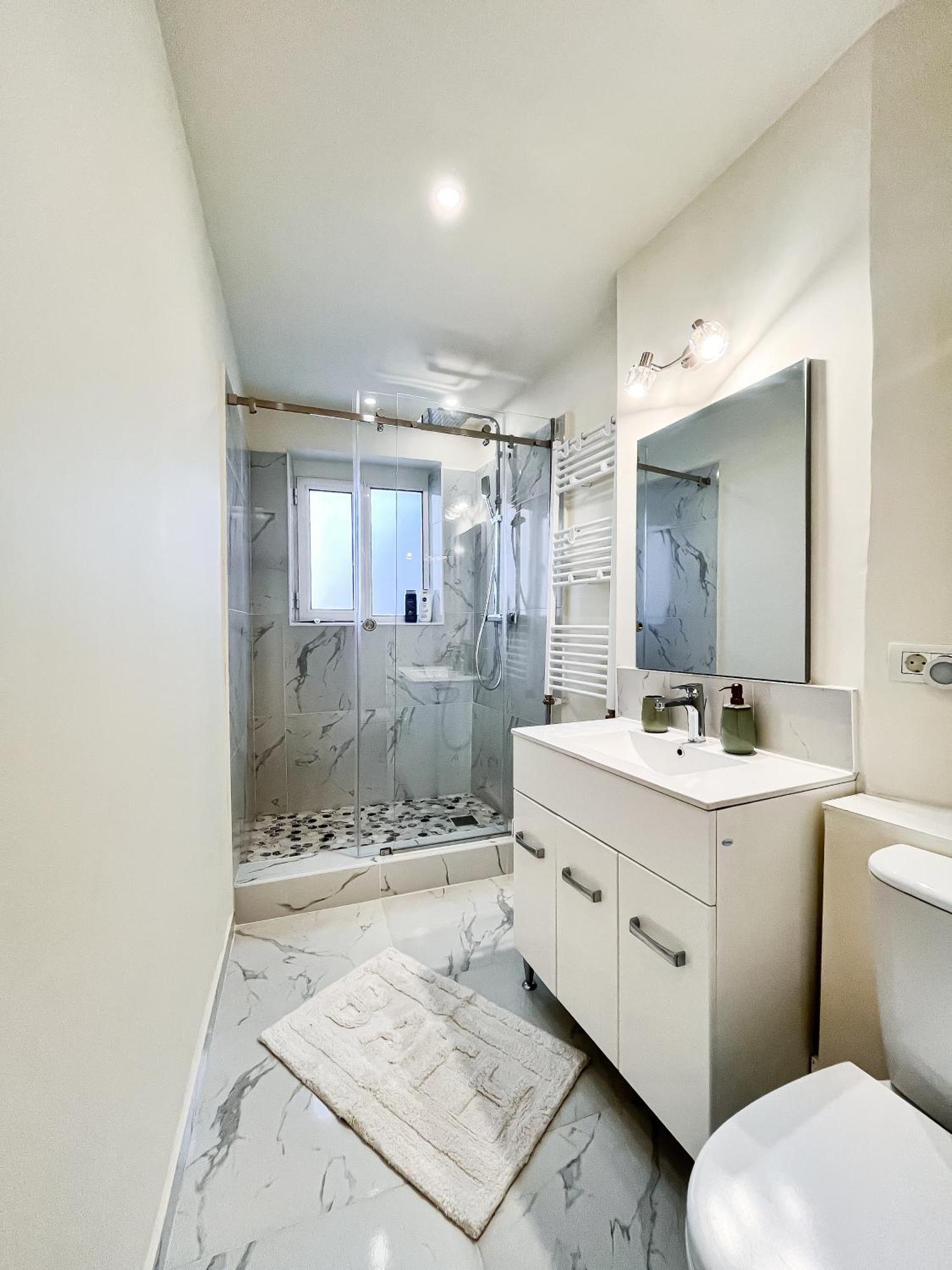 La Teatru - 2Bd Apartment Near Theatre And Old Town Brassó Kültér fotó