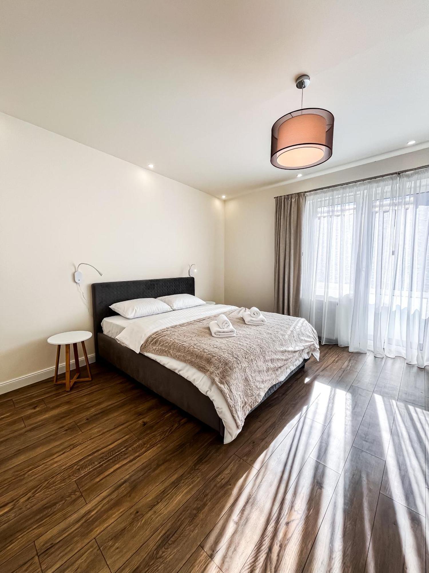 La Teatru - 2Bd Apartment Near Theatre And Old Town Brassó Kültér fotó